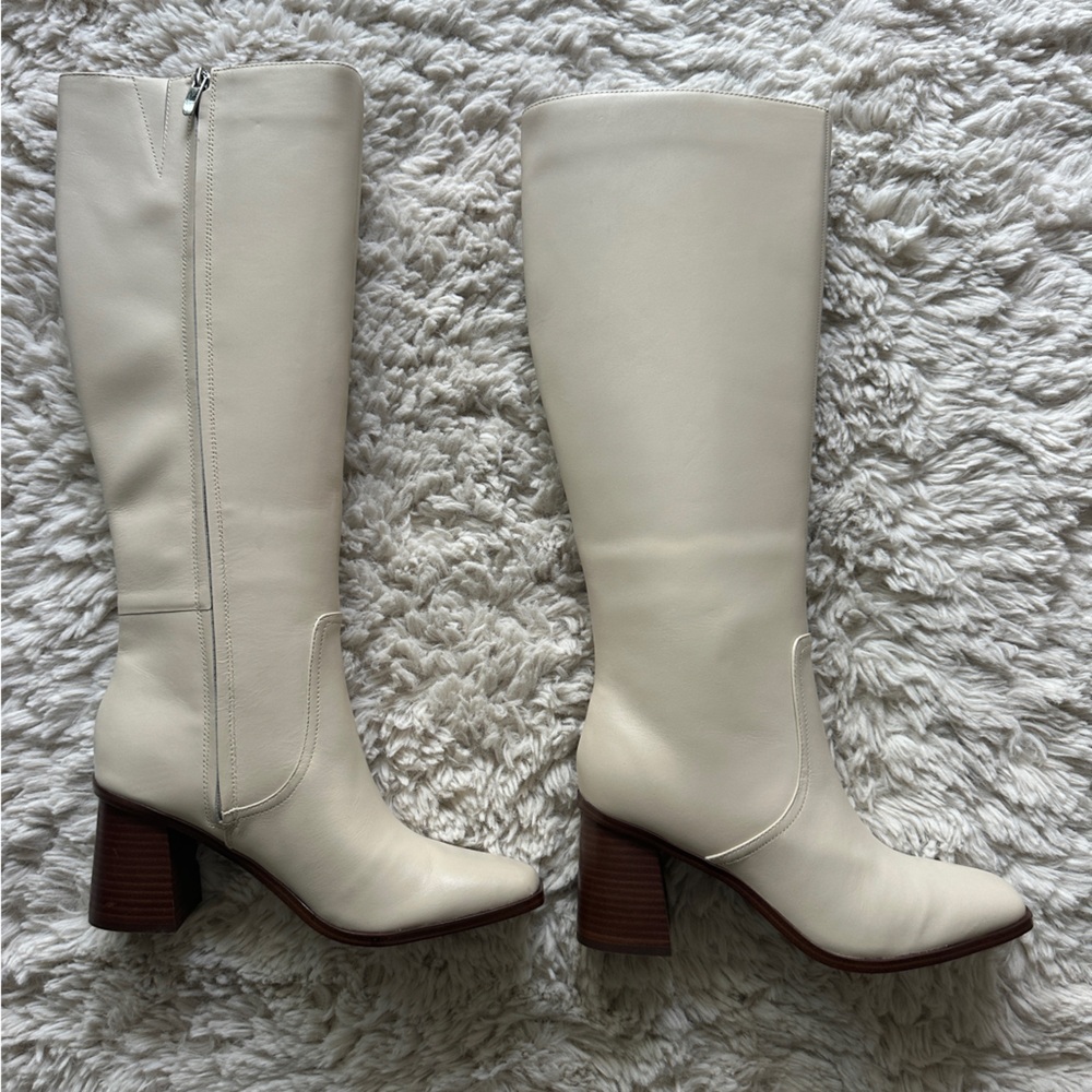 Nine West size 8.5 ivory knee high boots